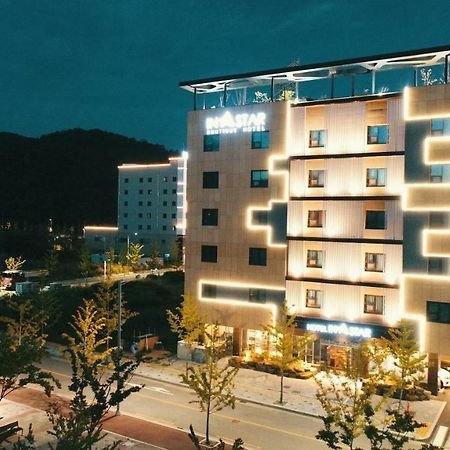 Instar Tourist Hotel Тэгу Экстерьер фото