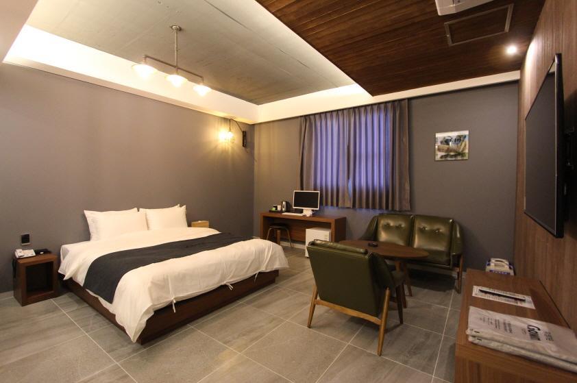 Instar Tourist Hotel Тэгу Экстерьер фото
