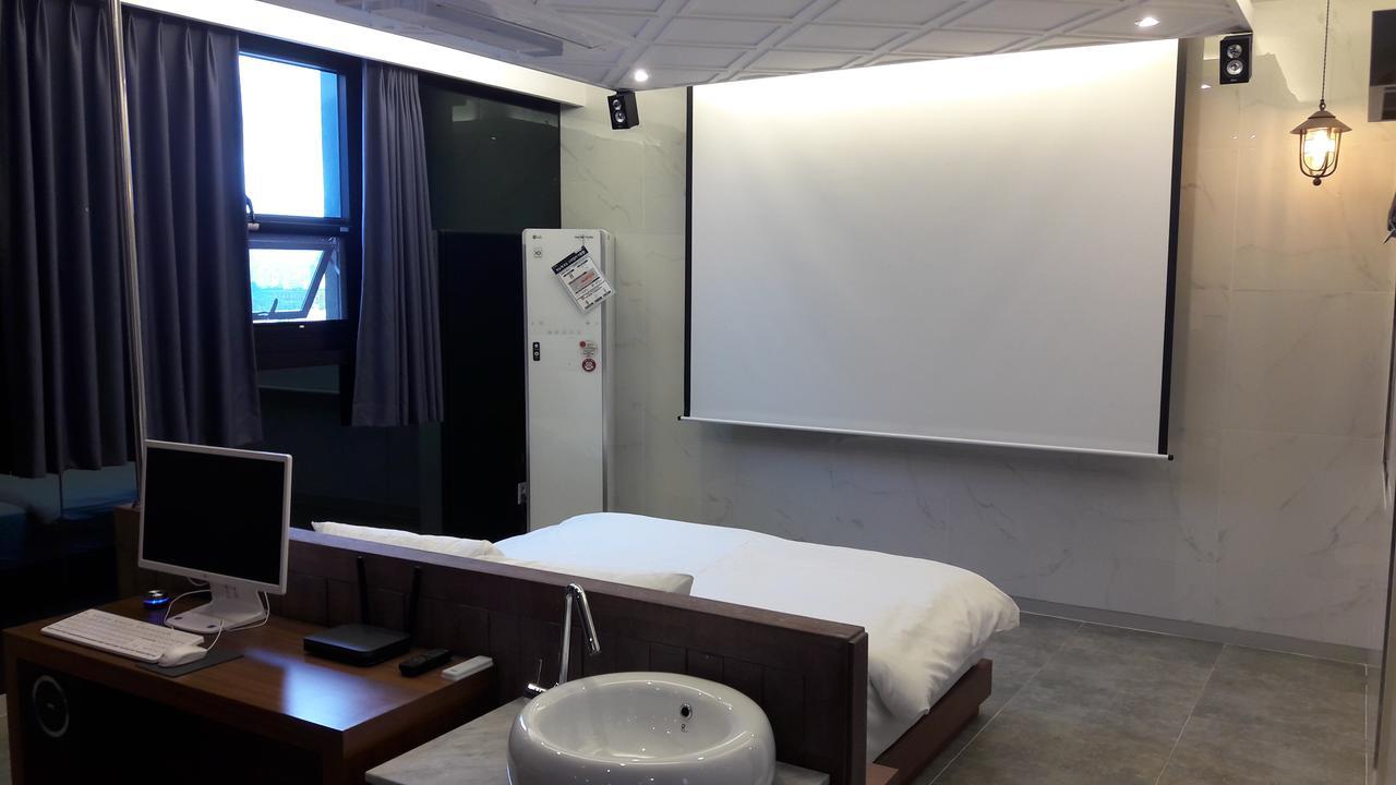 Instar Tourist Hotel Тэгу Экстерьер фото