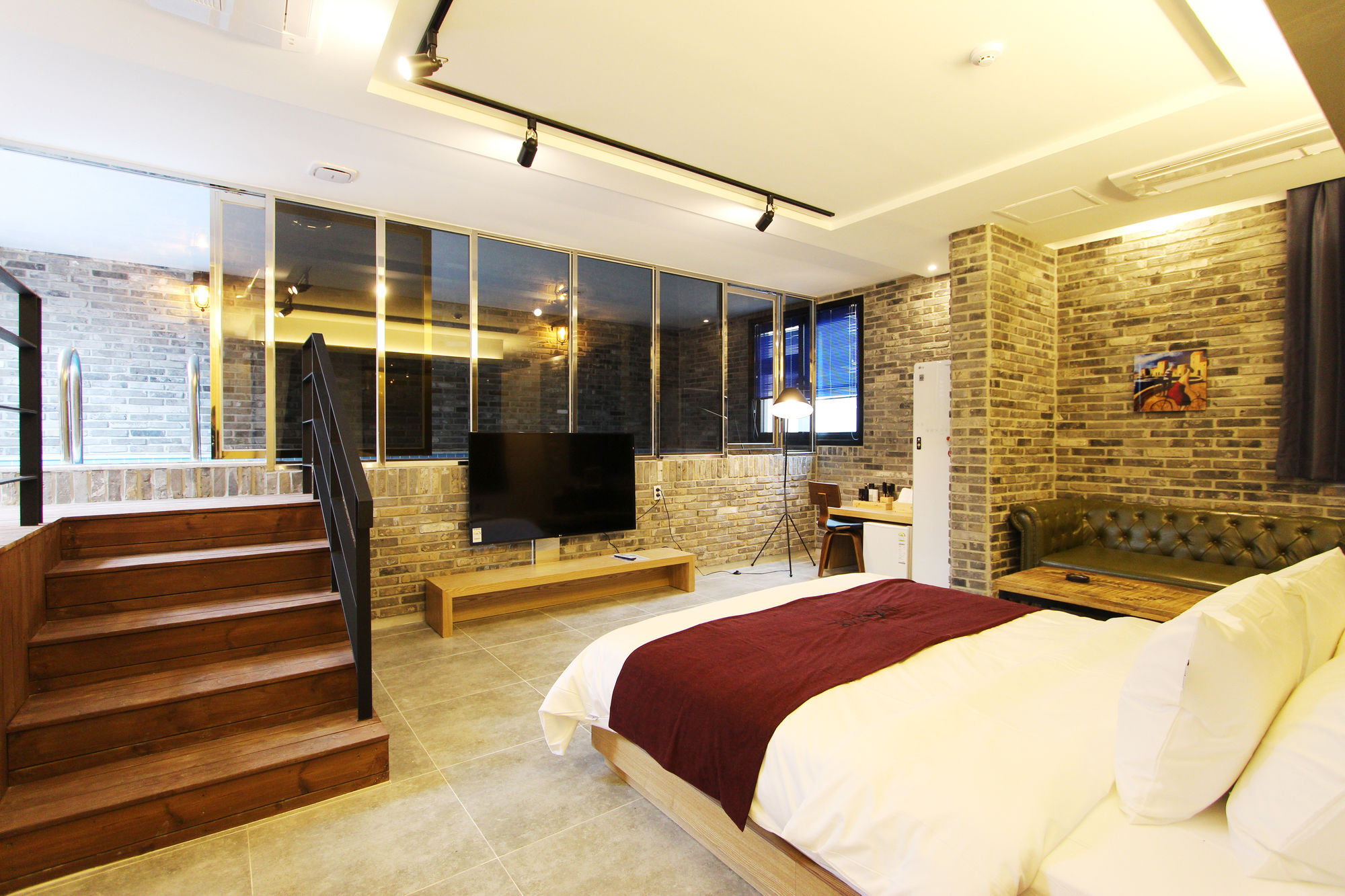 Instar Tourist Hotel Тэгу Экстерьер фото