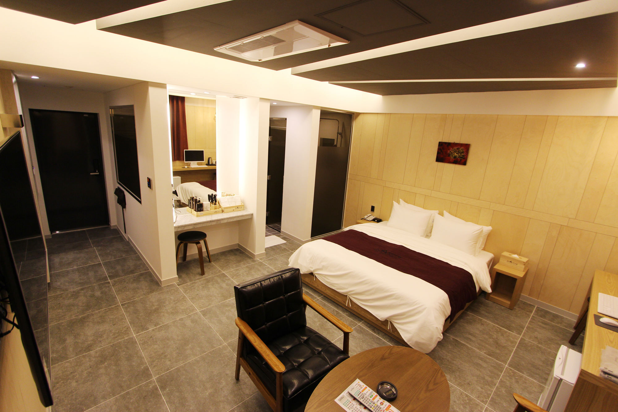 Instar Tourist Hotel Тэгу Экстерьер фото