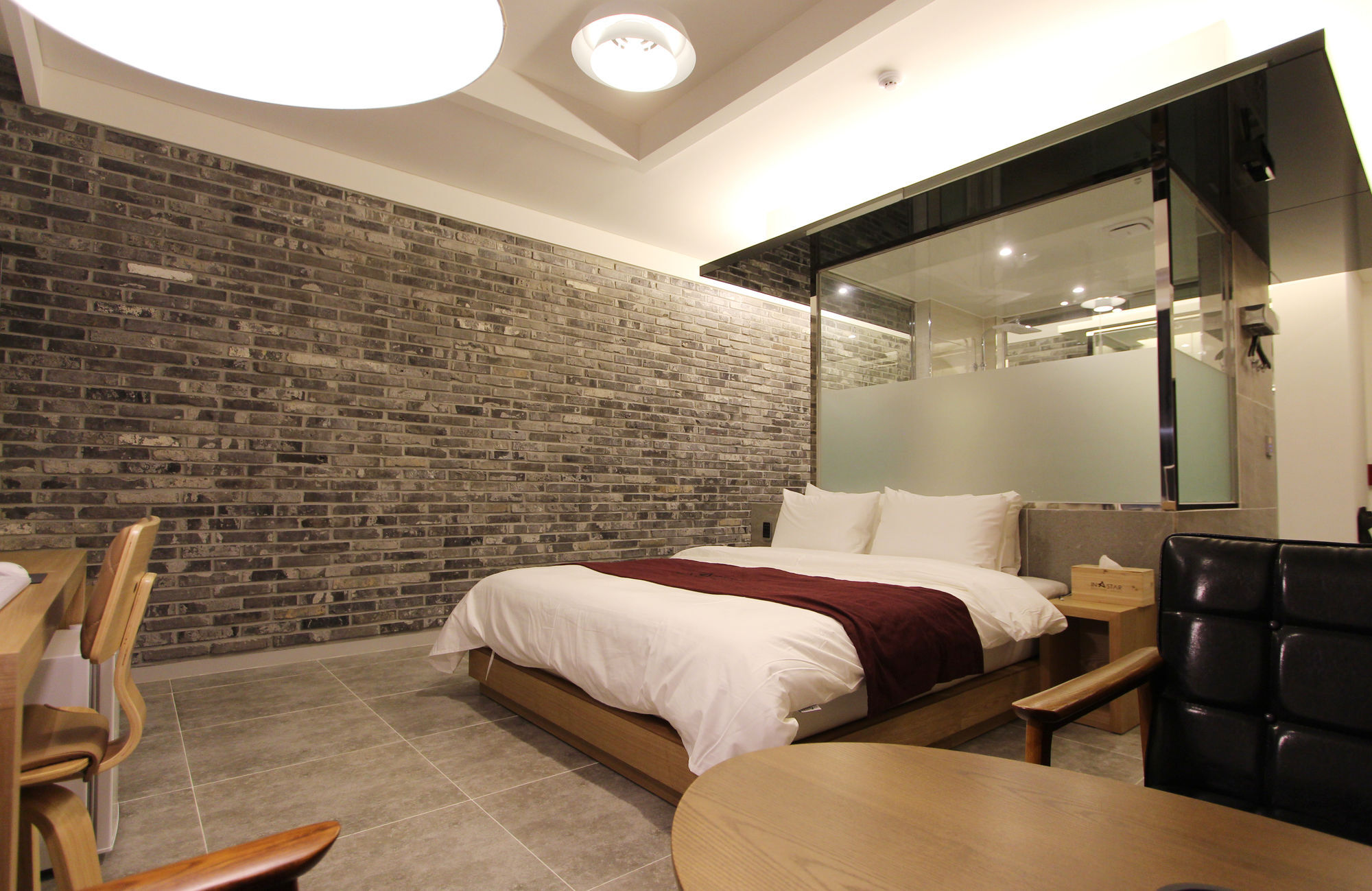 Instar Tourist Hotel Тэгу Экстерьер фото